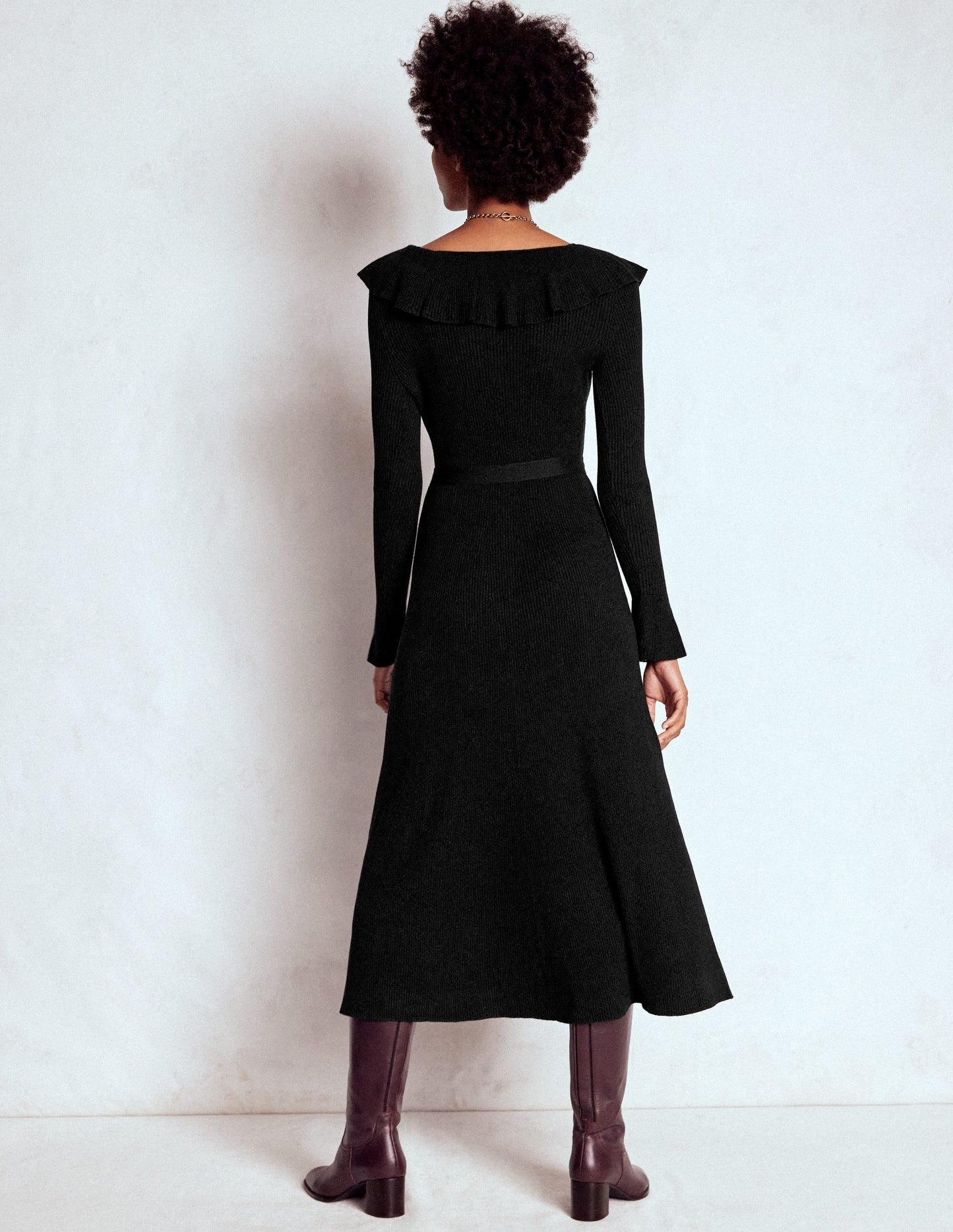 Ruffled Ribbed Dress-Black