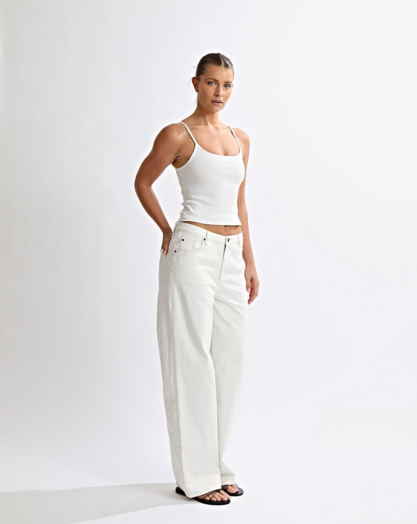 Noah Jeans White Cropped