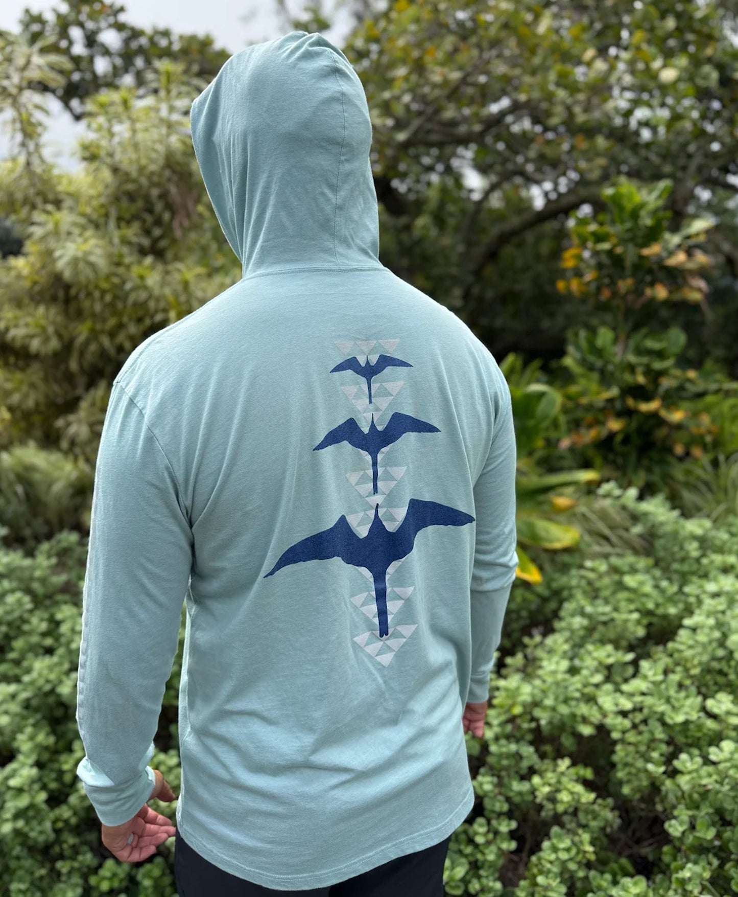 Iwa Triangles Cotton Blend Hooded Long Sleeve in Heathered Seafoam