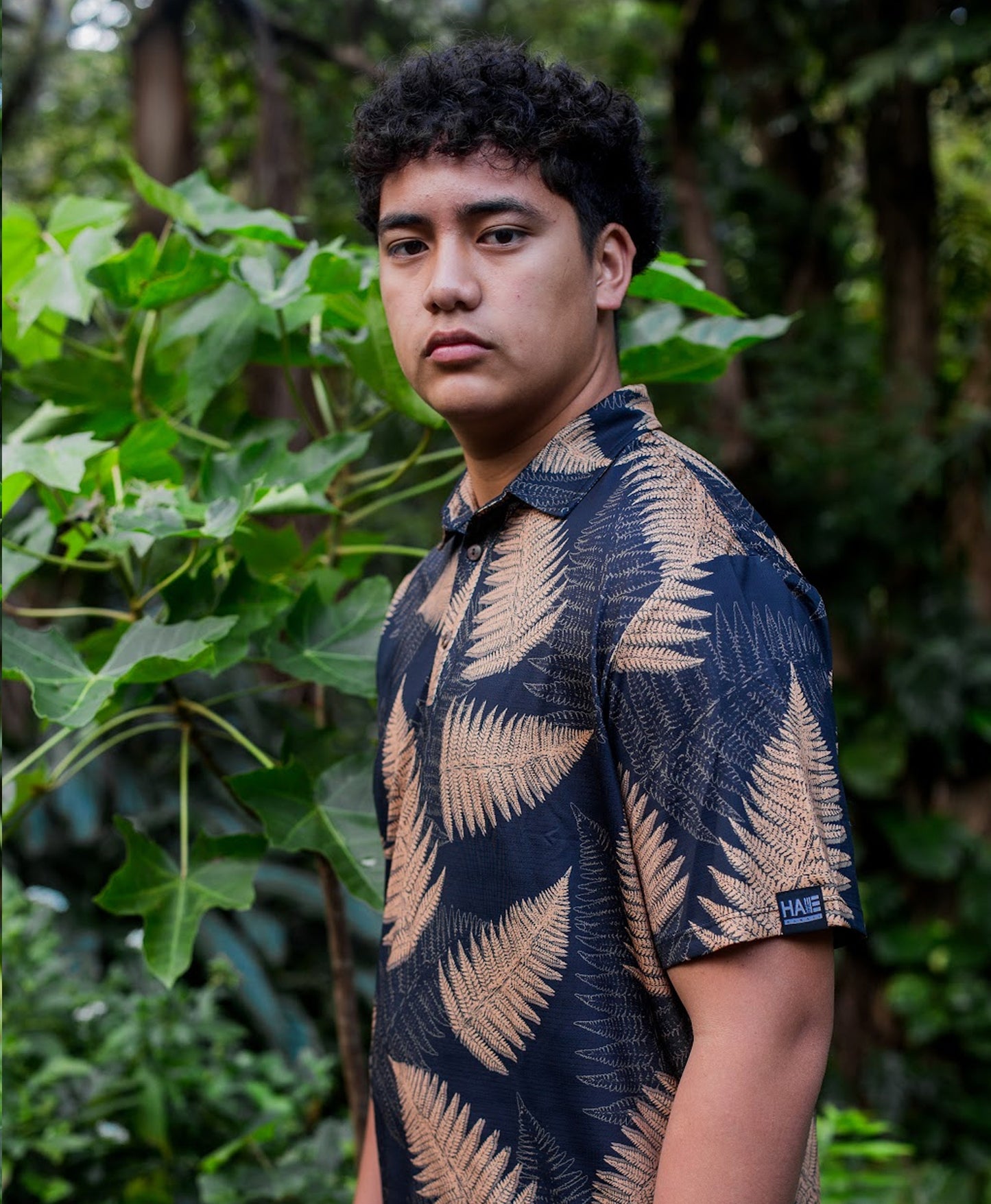 Palapalai Kane Pullover in Black