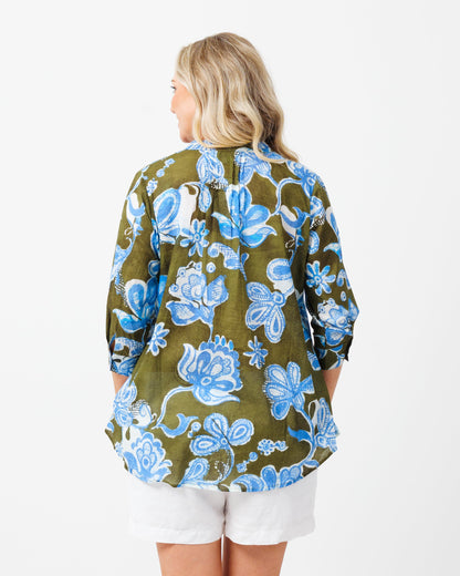 Palm Cove Top in Kale Floral