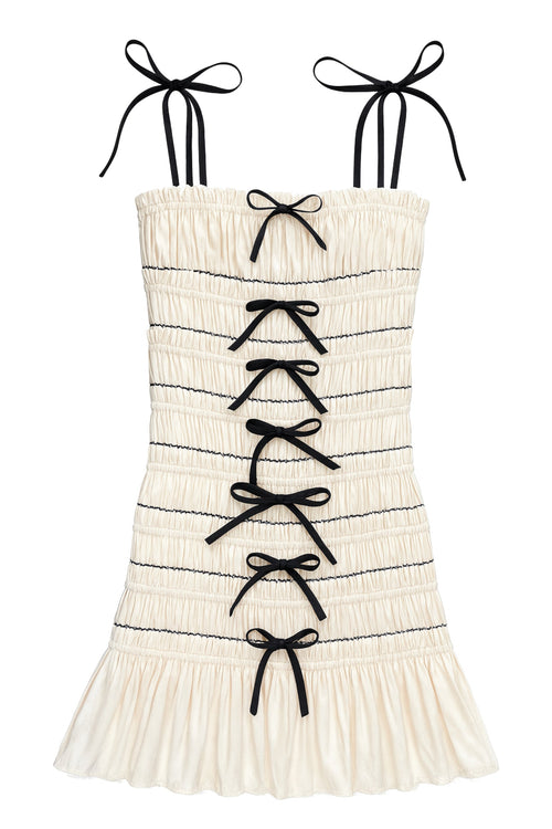 TWEEN WINNIE MULTI BOW SMOCKED DRESS