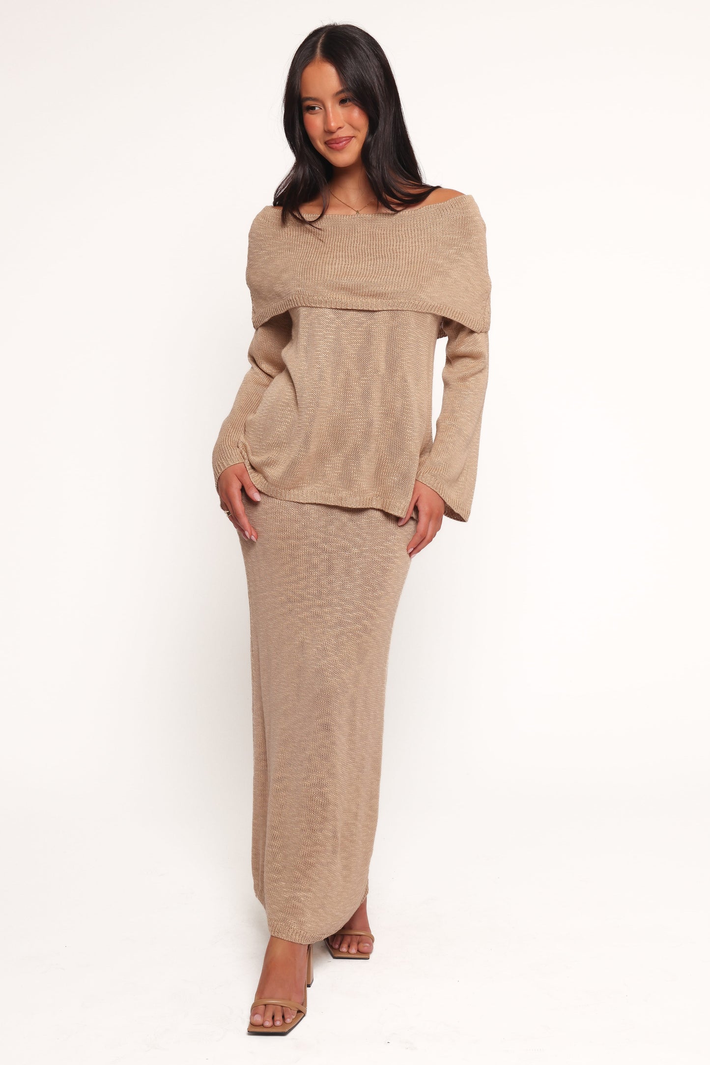 Indya Off Shoulder Top - Mocha